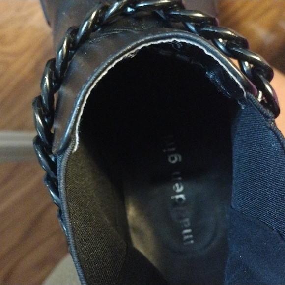 Madden girl boots/ booties, women's size 8, black - Picture 7 of 7